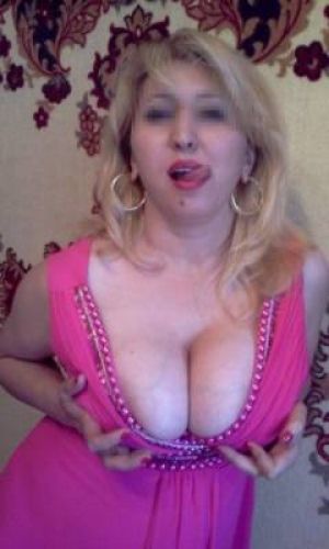 Алина - Индивидуалка СПб, размер груди 4, метро Чкаловская